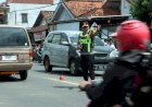Puncak-Arus-Balik-di-Tanah-Merah,-Kapolres-Bangkalan-Bersama-Tim-Urai-Turun-ke-Jalan