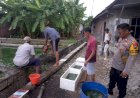 Kanit-Binmas-Polsek-Krembung-Apresiasi-Warga-Panen-Ikan-Gurami