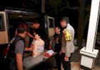Polres-Jember-Salurkan-Bantuan-Sembako-untuk-Warga-Terdampak-Banjir-di-Desa-Pakis