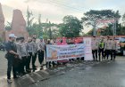 AJS-dan-Polsek-Buduran-Sidoarjo-Tebar-Kebaikan,-Bagikan-Ratusan-Takjil-di-Depan-Museum-Mpu-Tantular