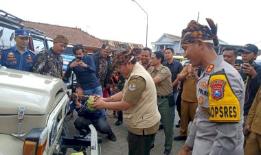 Pastikan-Wisatawan-Aman,-Kapolres-Pasuruan-Cek-150-Unit-Jeep-Bromo