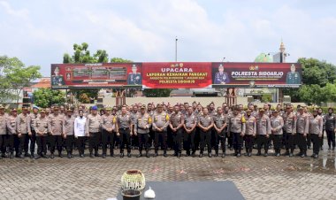 Awali-2024,-Sebanyak-127-Personel-Polri-di-Sidoarjo-Mendapatkan-Kenaikan-Pangkat