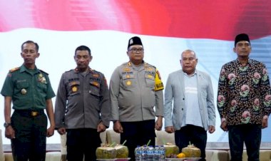 Jelang-Pilkada,-Polresta-Sidoarjo-Gelar-Sahabat-Curhat-di-Balongbendo