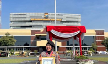 Bripda-Gaby,-Polwan-Sidoarjo-Juara-Karate-Internasional