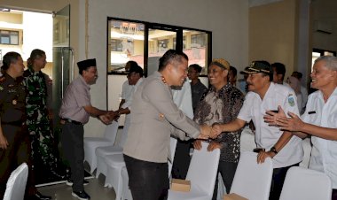 Ajak-Pelihara-Kamtibmas,-Kapolres-Nganjuk-Gelar-Silaturahmi-dengan-Para-Kades-Jelang-Pilkada