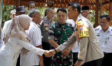 Cooling-System-Pikada-2024-Polres-Ponorogo-Gelar-Dialog-Bersama-Warga-Sukorejo