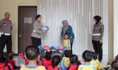 Satlantas-Polresta-Sidoarjo-Edukasi-Tertib-Lalu-Lintas-Sejak-Dini