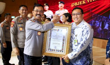 Penyerahan-Sertifikat-Audit-Sistem-Manajemen-Pengamanan-Objek-Vital-Nasional:-15-Perusahaan-Raih-Gold-Reward