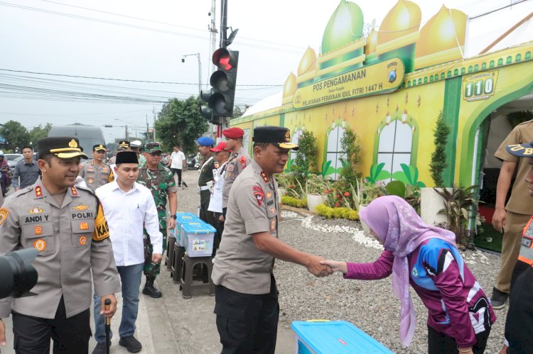 Kapolda Jatim Tinjau Kesiapan Posyan Terpadu Alun - alun Kota dan Pospam Kenanten Mojokerto